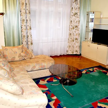 Belle Danube Apartamento *